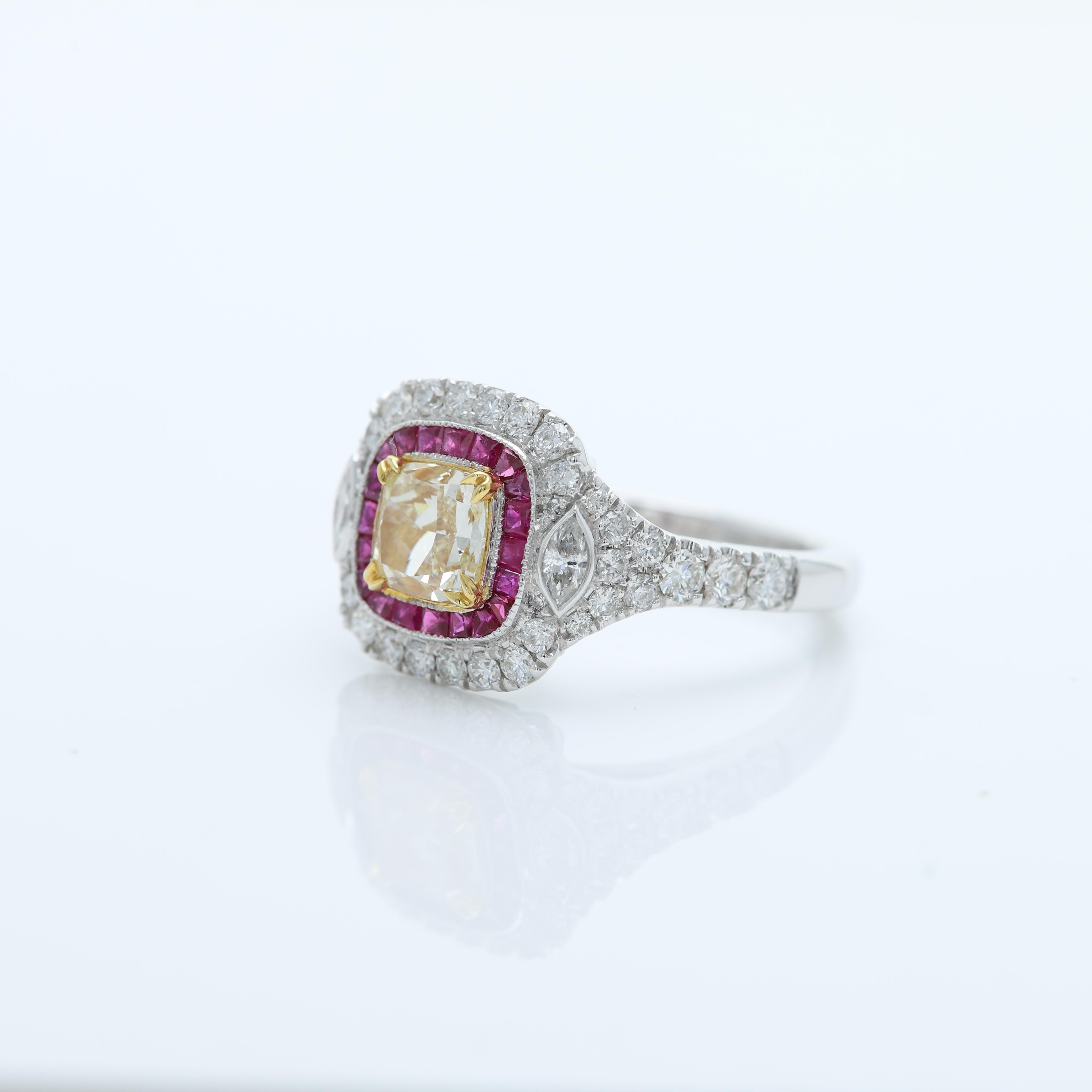 Bague en or bicolore 18 carats avec diamant jaune et rubis rouge et diamants en vente 2