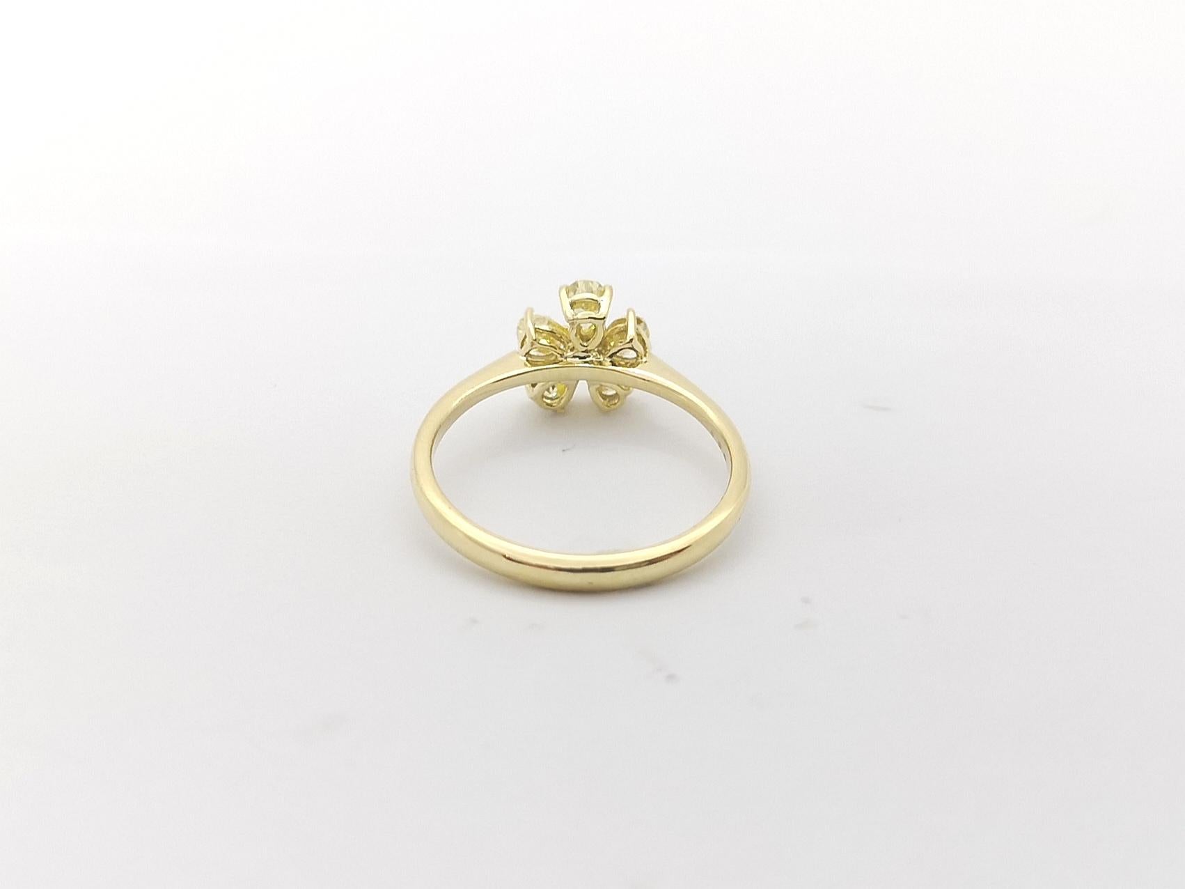 Yellow Diamond with Diamond Ring Set in 18K Gold Settings For Sale 5