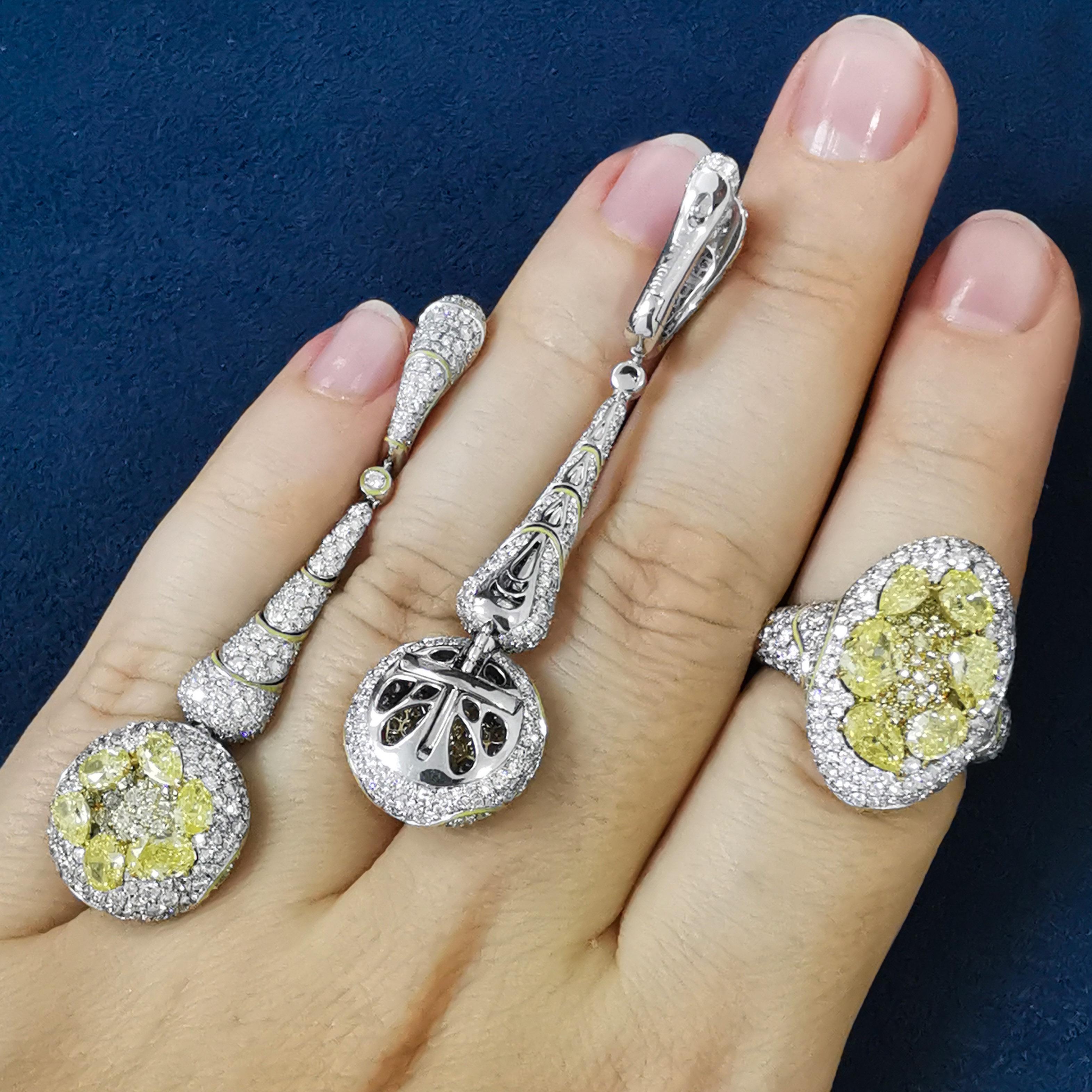 Yellow Diamonds White Diamonds Enamel 18 Karat White Gold High Jewellry Suite For Sale 5