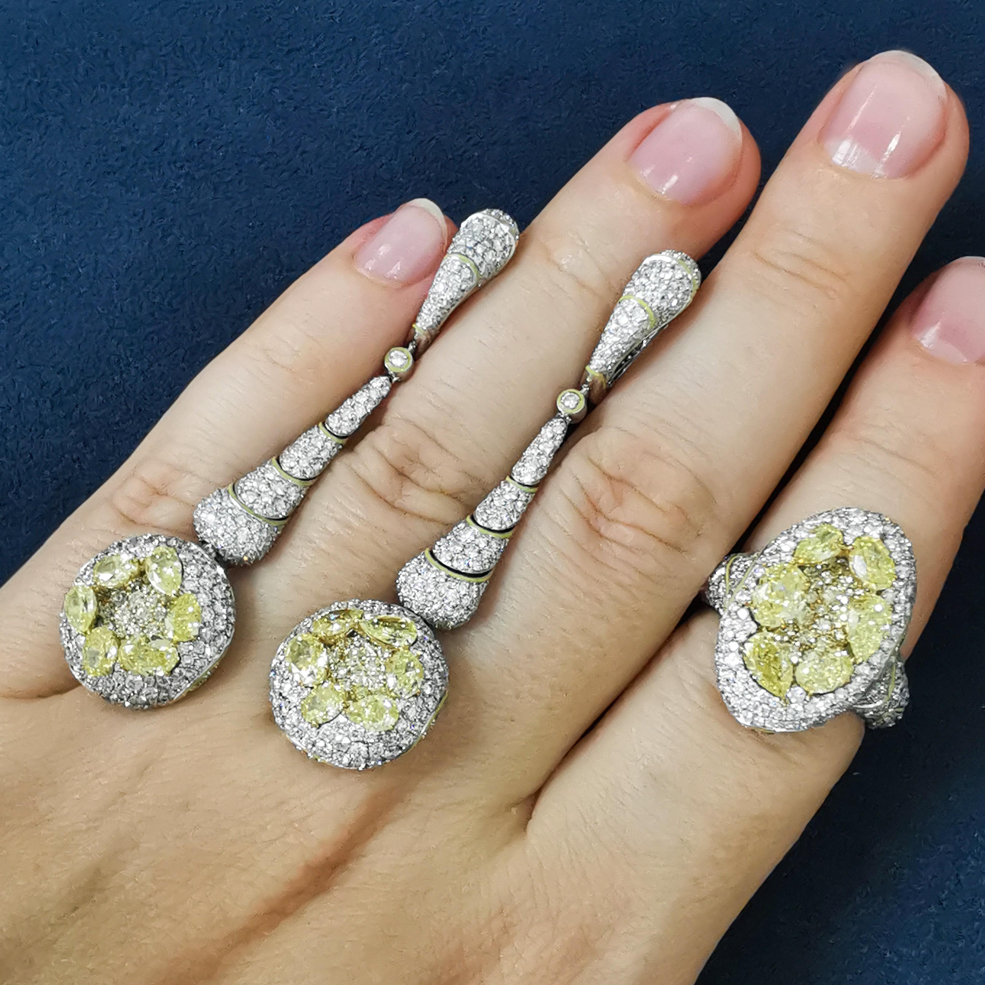 Gelbe Diamanten Weiße Diamanten und weiße Diamanten Emaille 18 Karat Weißgold High Jewellry Suite im Angebot 1