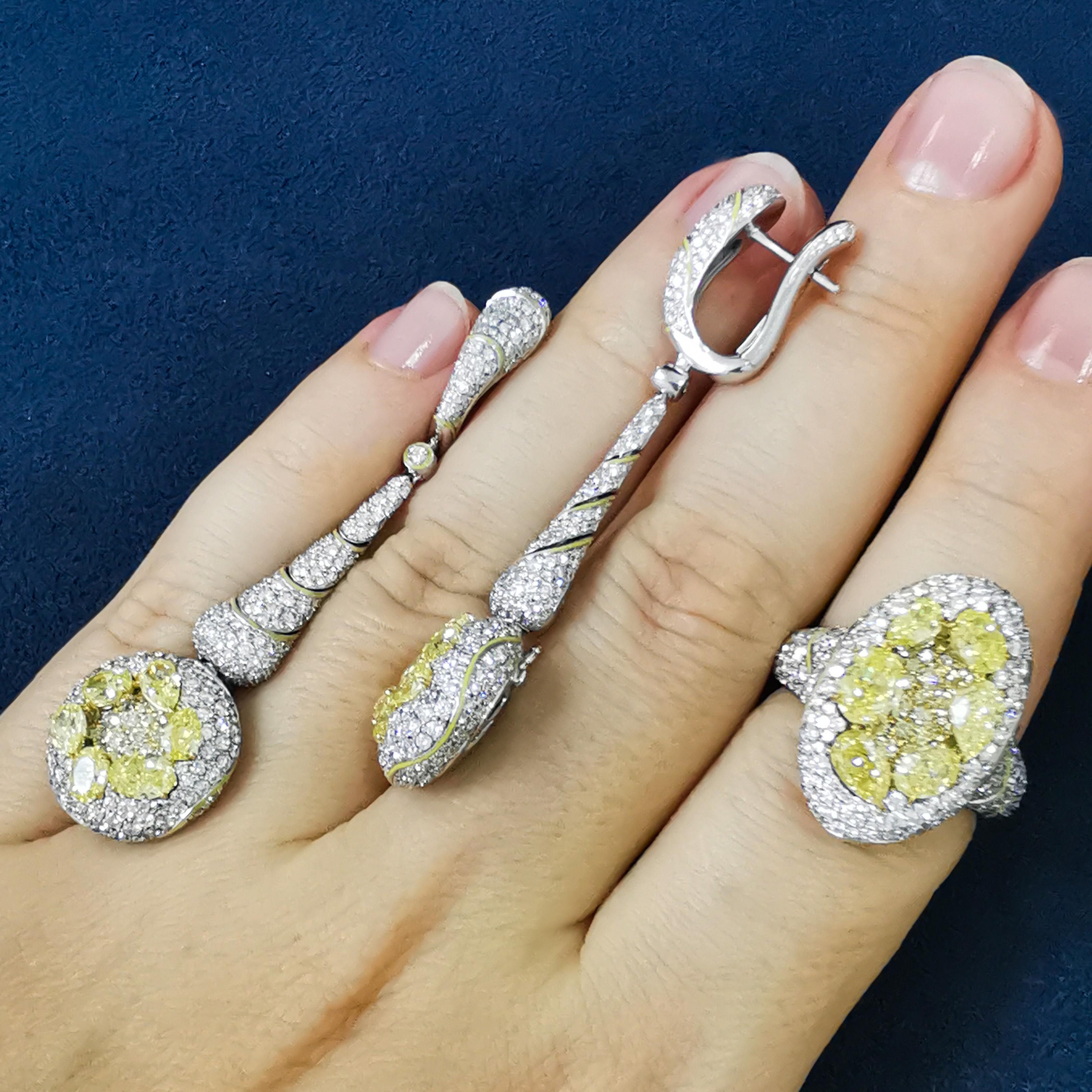 Yellow Diamonds White Diamonds Enamel 18 Karat White Gold High Jewellry Suite For Sale 3