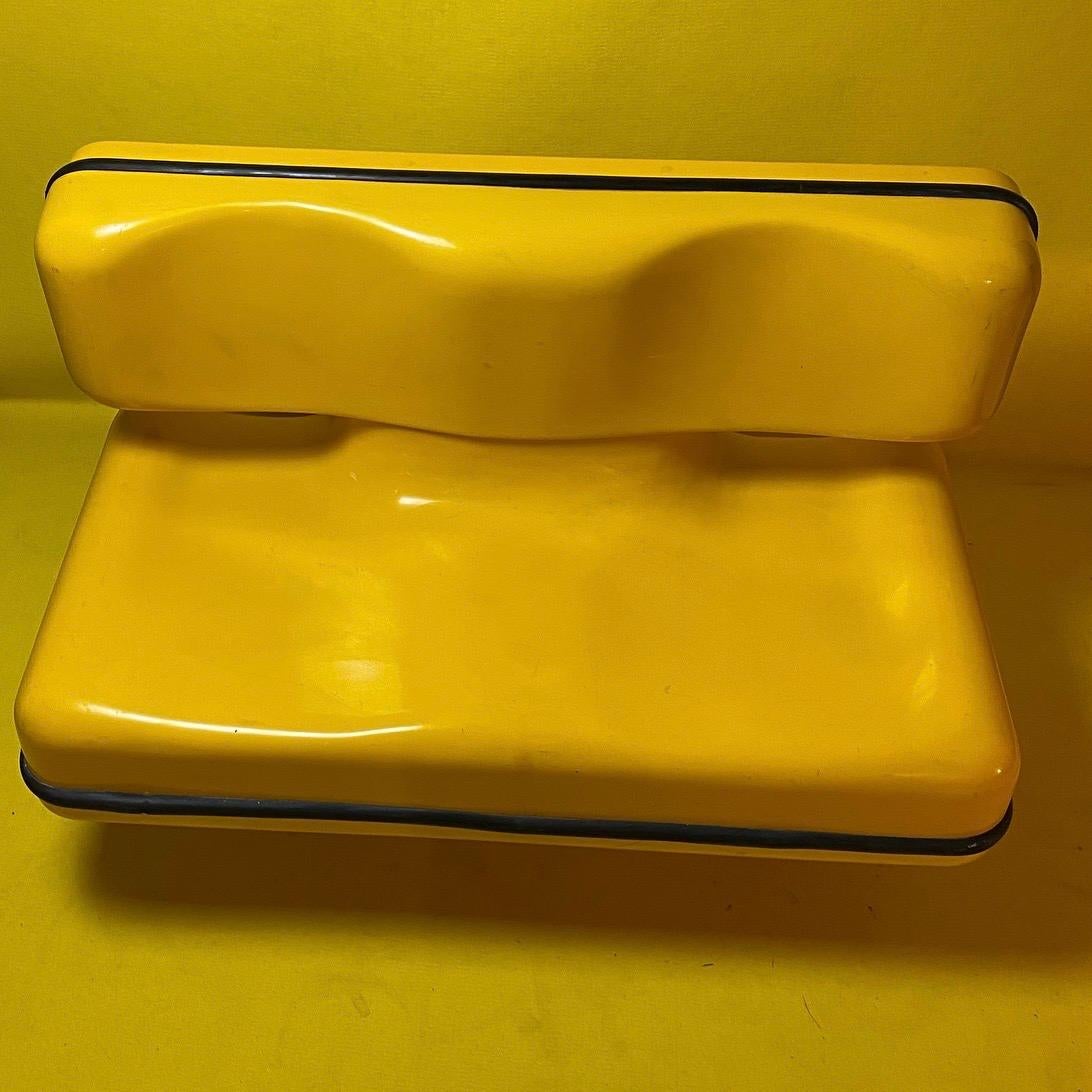 Ère spatiale Dominique Prevot Deux Seater jaune, France, années 1970 en vente