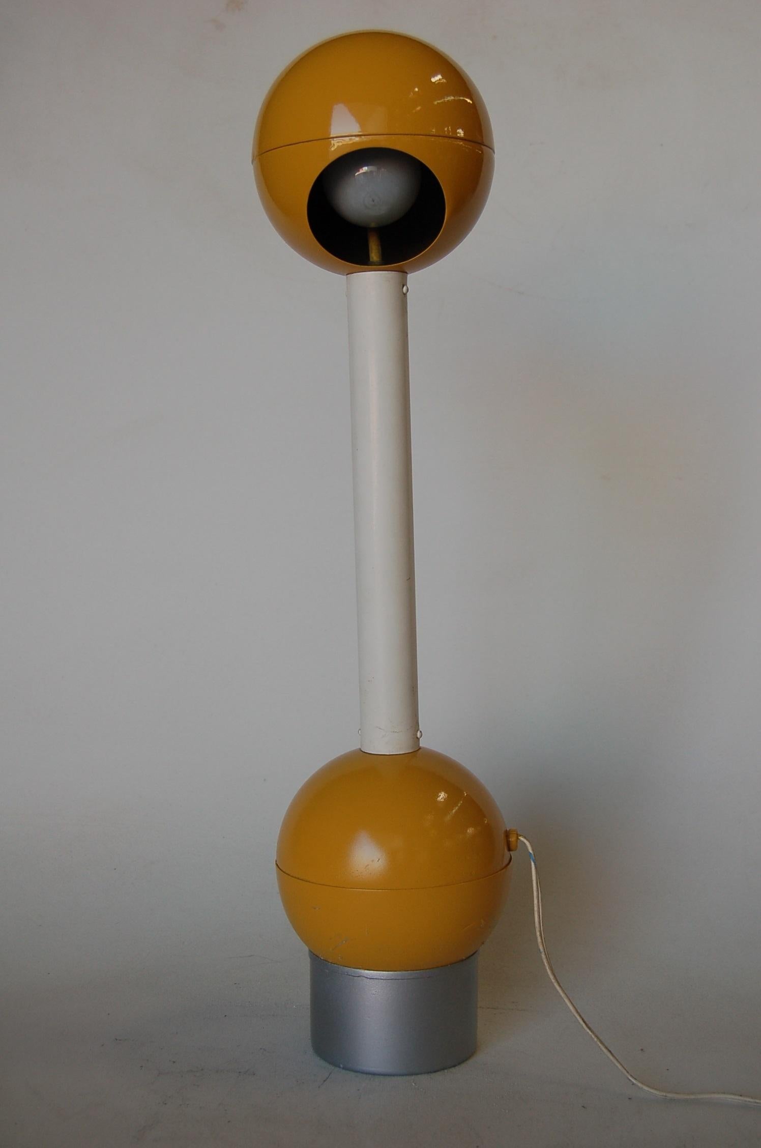 American Yellow Double Ball Barbell Desk Table Lamp by George Kovacs For Sale