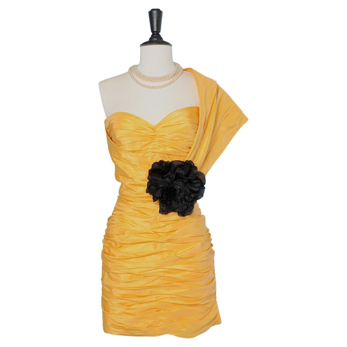 Yellow draped bustier dress in taffetas with bow and black flower Azzaro Paris 
