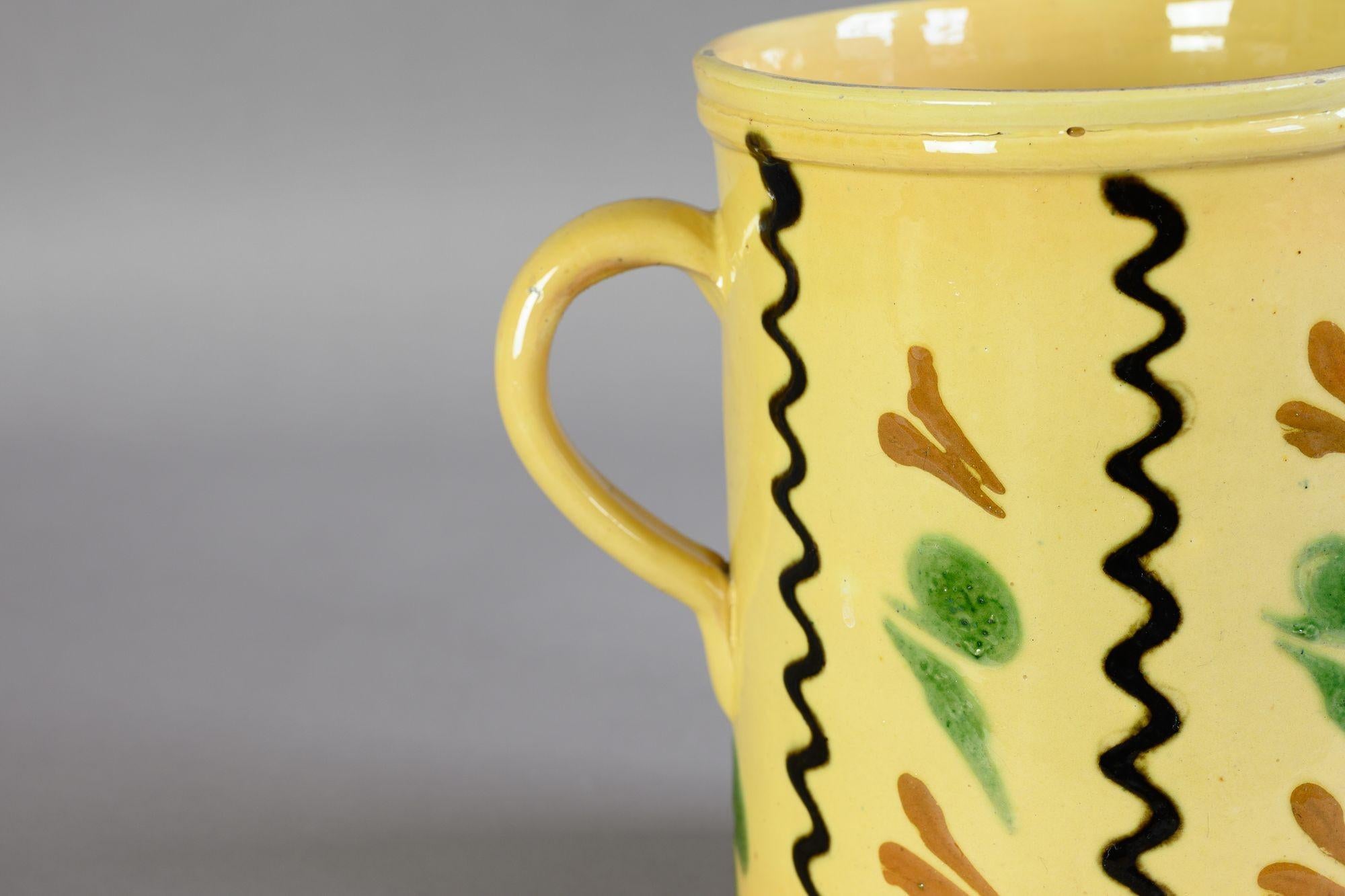 Yellow Earthenware Jug In Good Condition In London, England