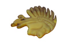 Broche en forme d'œuf jaune Yolk en bakélite, épingle de chef indien amérindien 3 po.