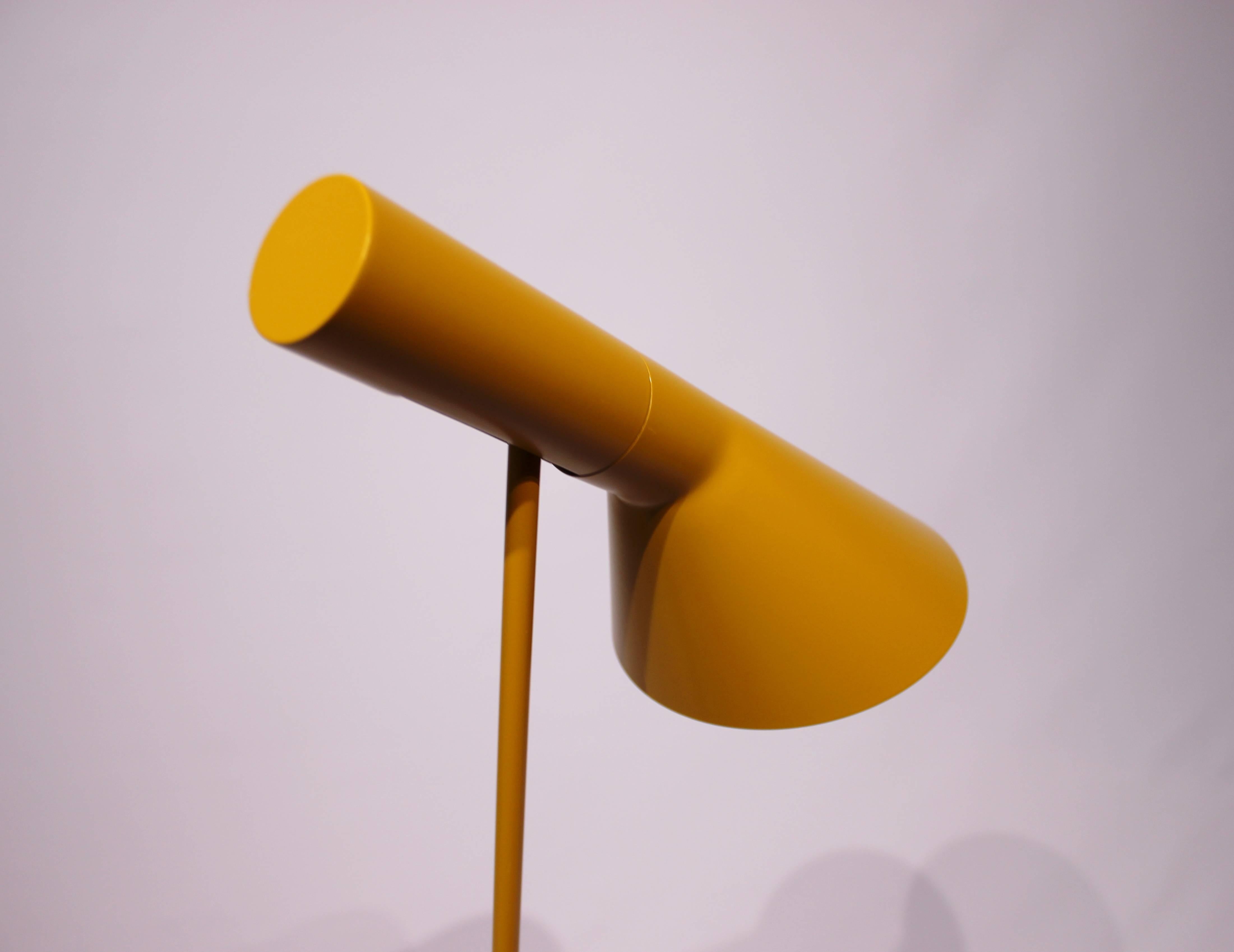 Yellow Floor Lamp Designed by Arne Jacobsen and Louis Poulsen In Good Condition In Lejre, DK