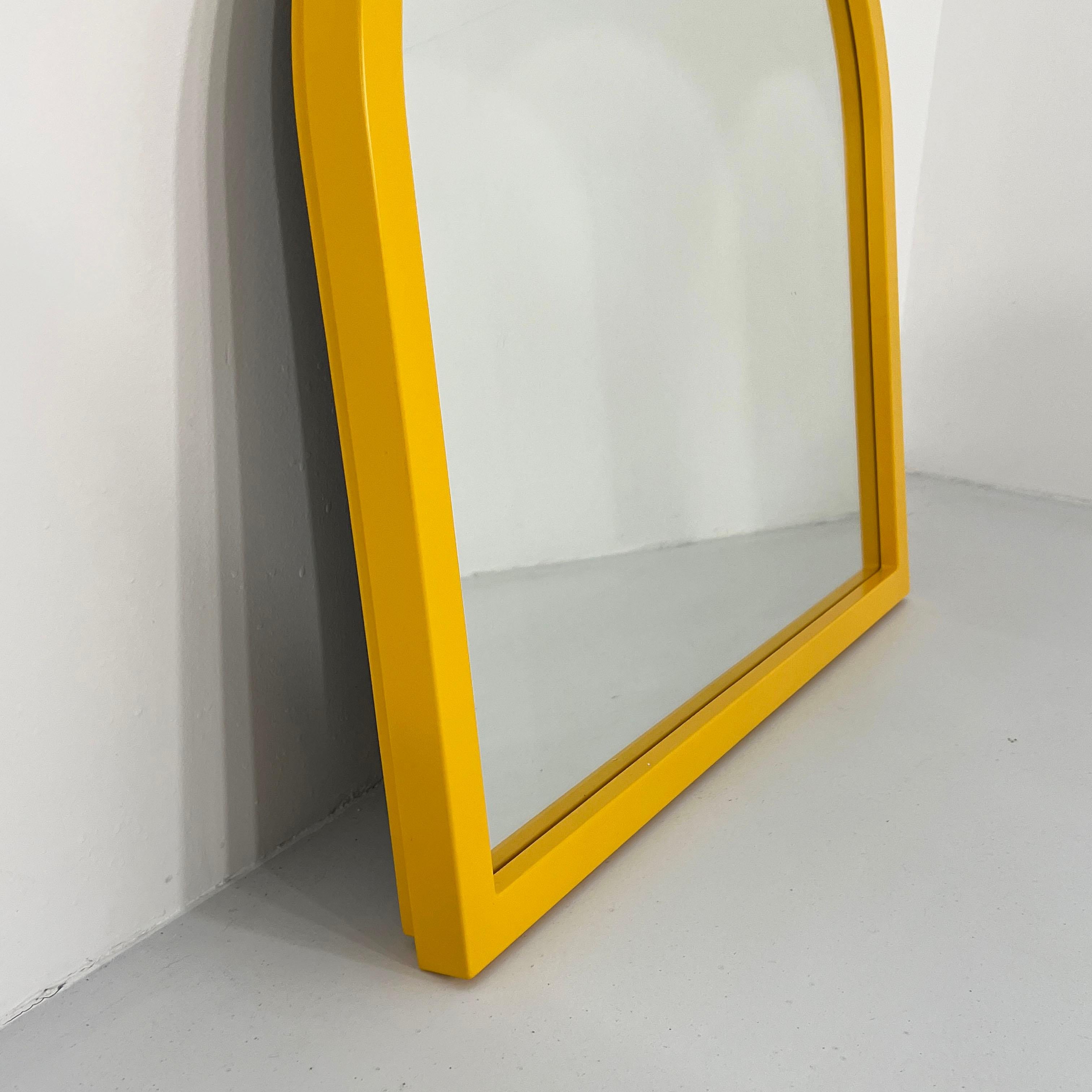 Yellow Frame Mirror Model 4720 by Anna Castelli Ferrieri for Kartell, 1980s In Good Condition In Ixelles, Bruxelles