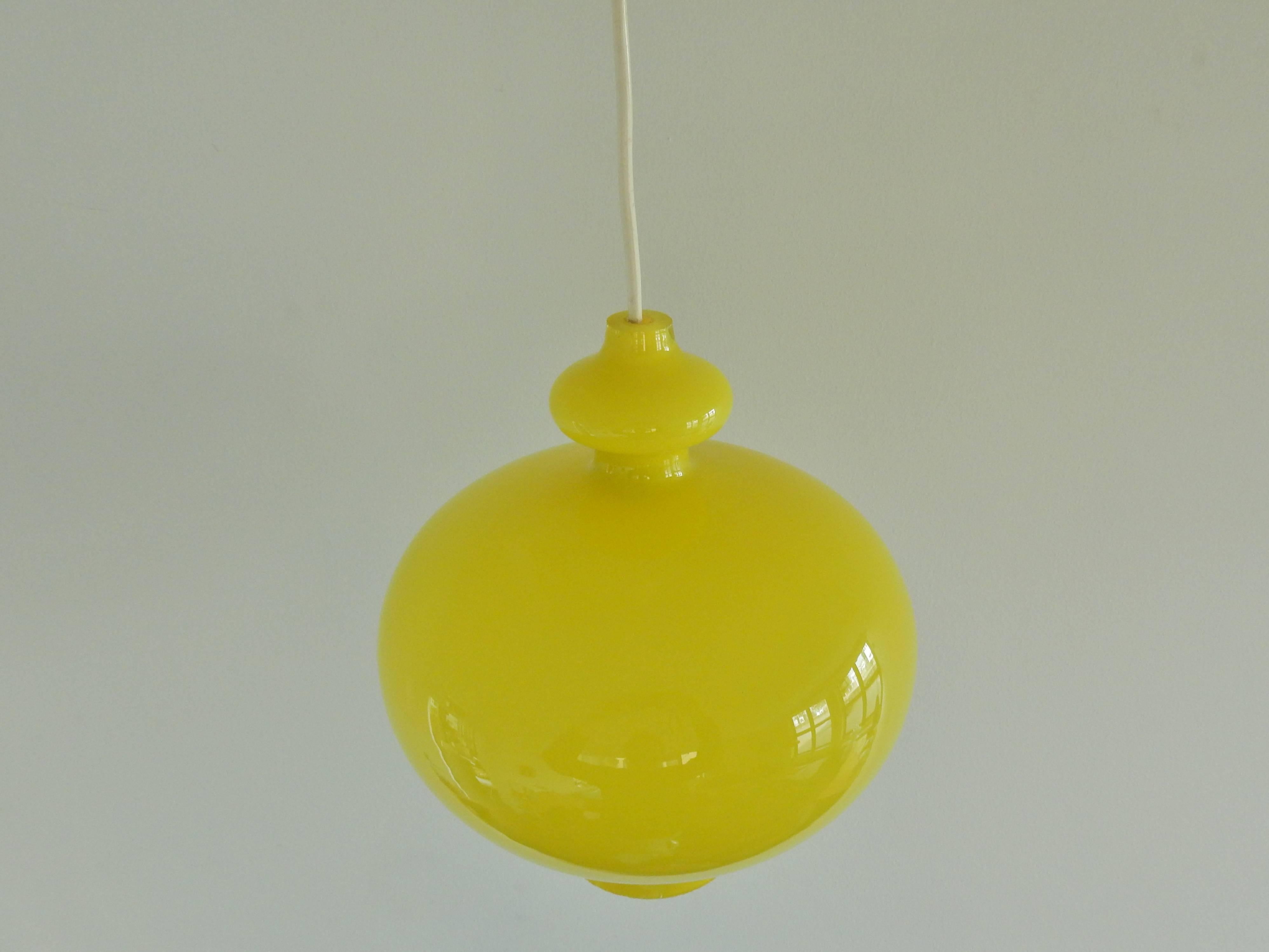 Mid-Century Modern Yellow Glass Pendant Lamp by Hans Agne Jakobsson, Made in Sweden, 1960s