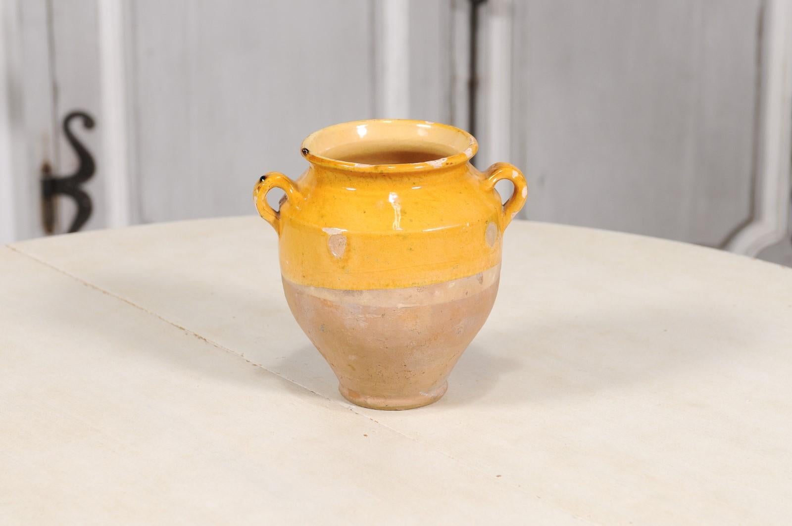 Yellow Glazed French Provincial Double Handled Pot à Confit Pottery 5