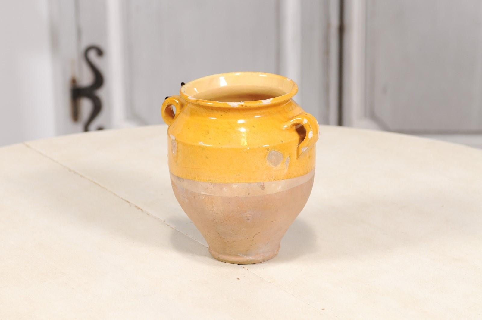 Yellow Glazed French Provincial Double Handled Pot à Confit Pottery 4