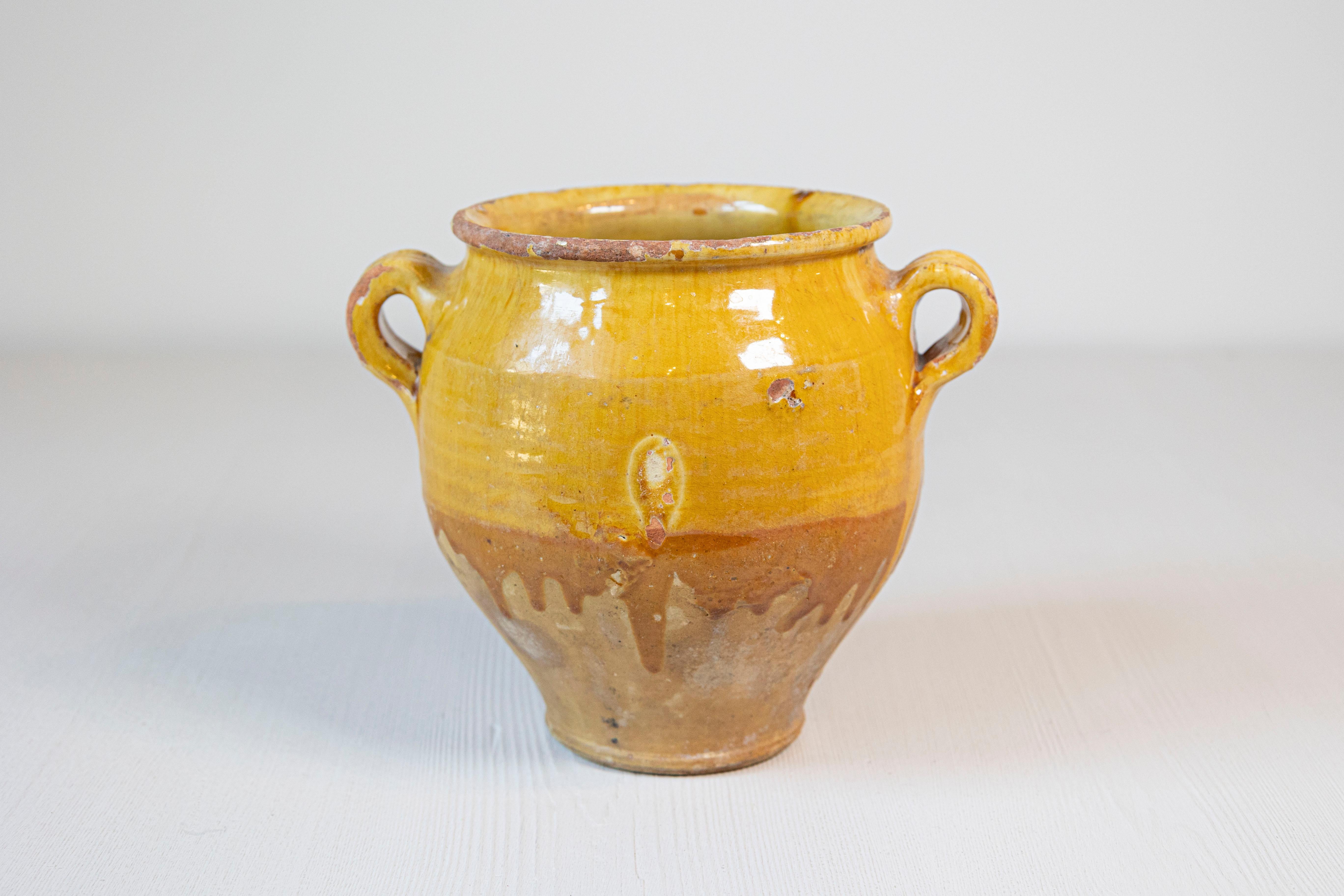 20th Century Yellow Glazed French Provincial Double Pot à Confit with Rustic Character