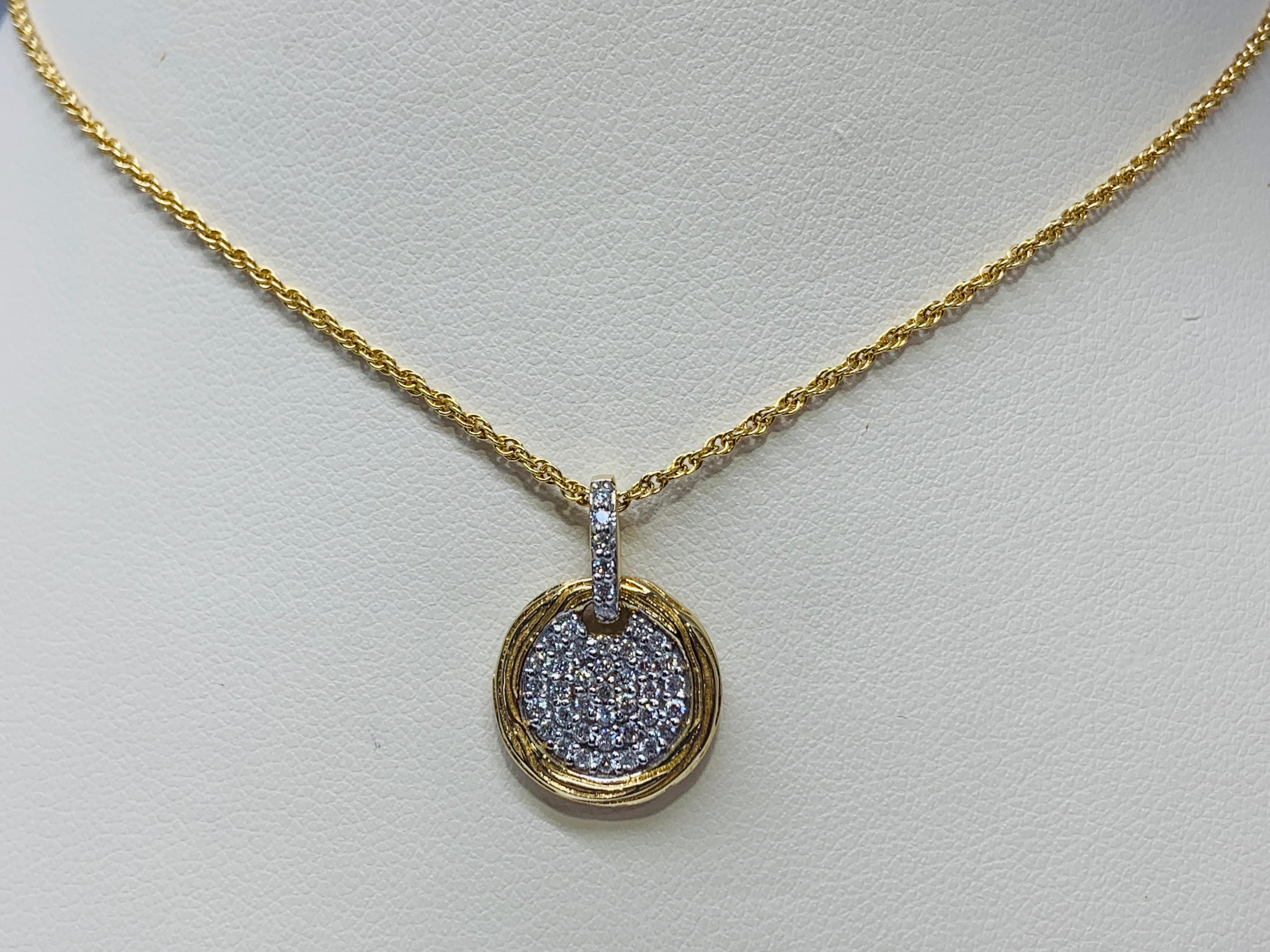 Round Cut Yellow Gold 0.25 Carat Round Diamond Pendant Necklace For Sale