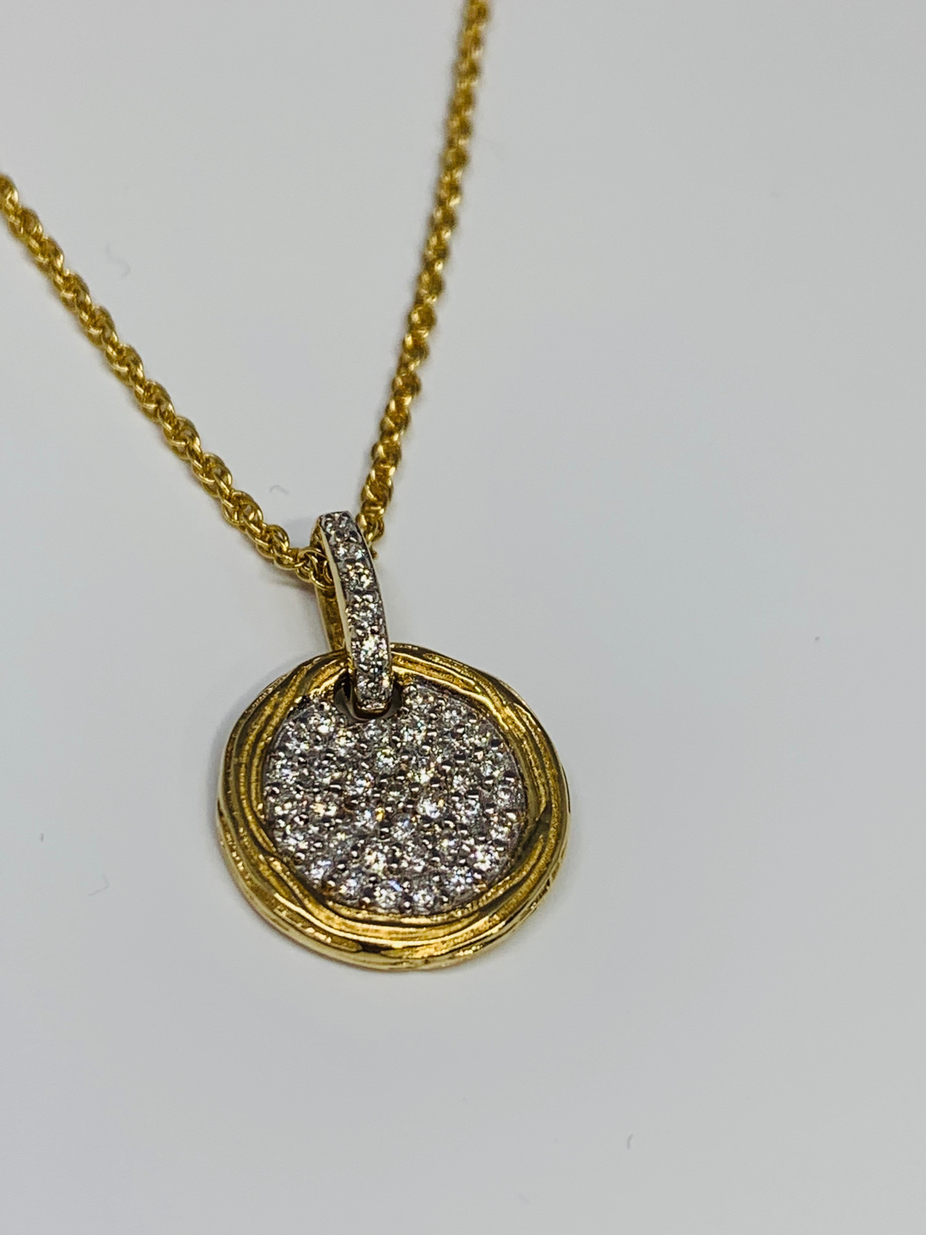 Yellow Gold 0.25 Carat Round Diamond Pendant Necklace In New Condition For Sale In Gainesville , FL