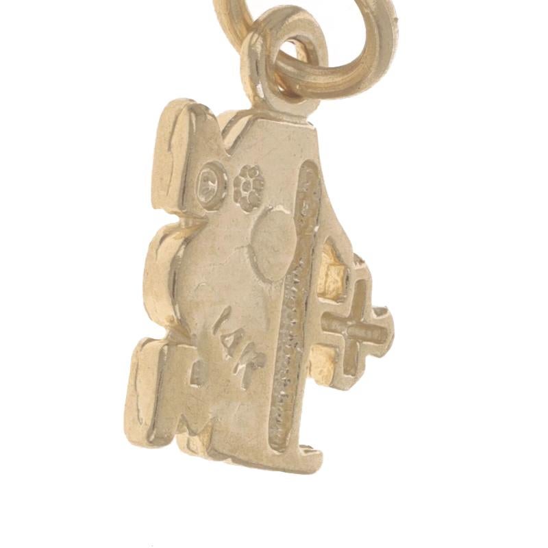 Yellow Gold #1 Mom Charm - 14k Family Love Mother's Gift Petite Pendant For Sale 1
