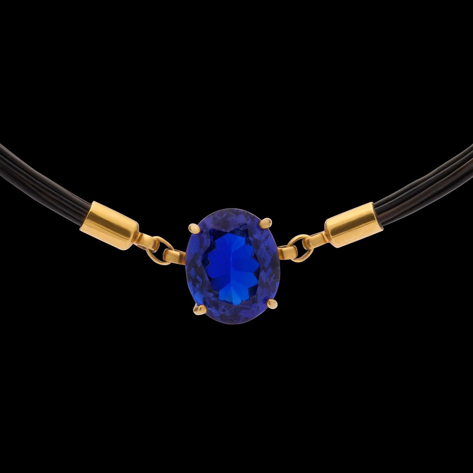 Yellow Gold 16 carat Tanzanite Necklace Damen im Angebot