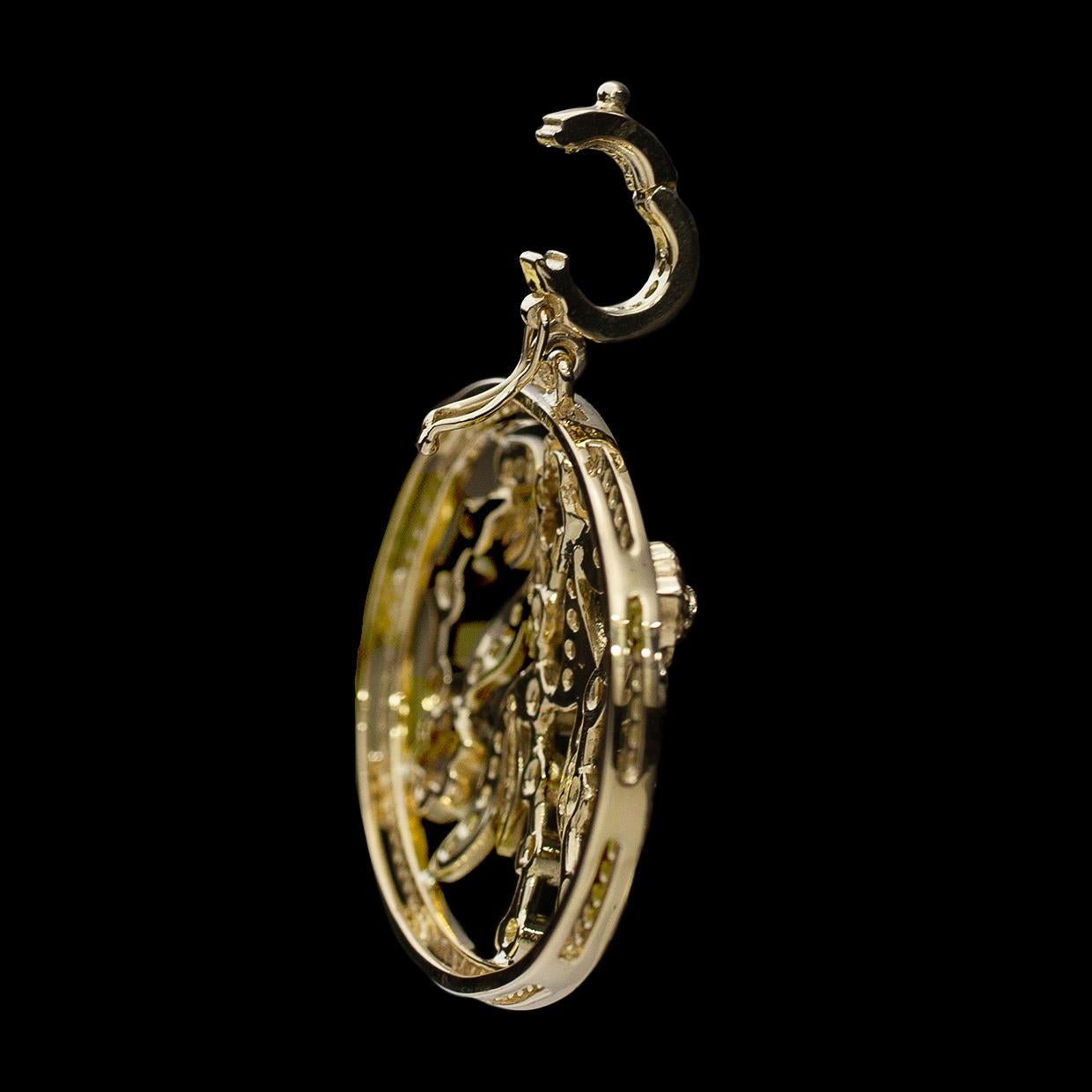 Yellow Gold 1.60 Carat Round Diamond Oval Shaped Pendant with Flowers In Excellent Condition For Sale In Columbia, MO