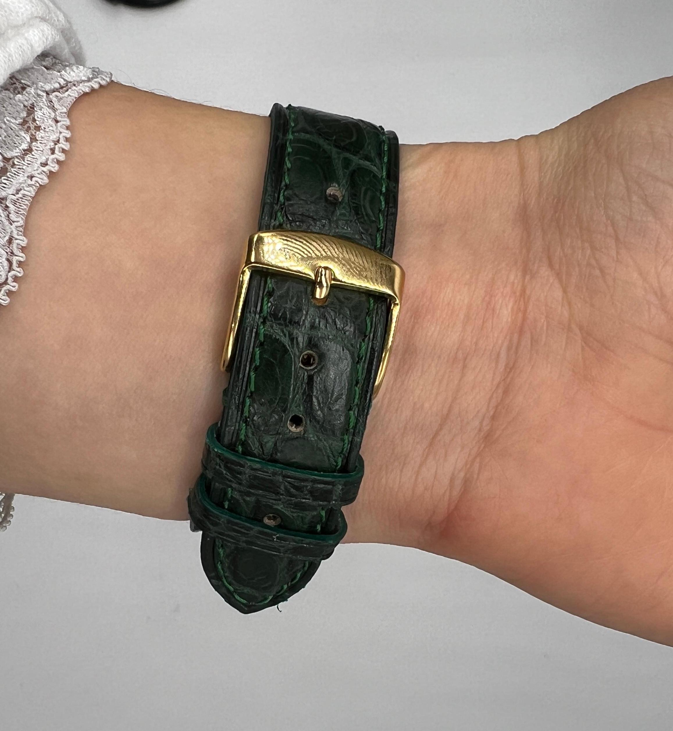 Retro Yellow Gold 18 Carats Green Leather Universal Geneve Watches For Sale