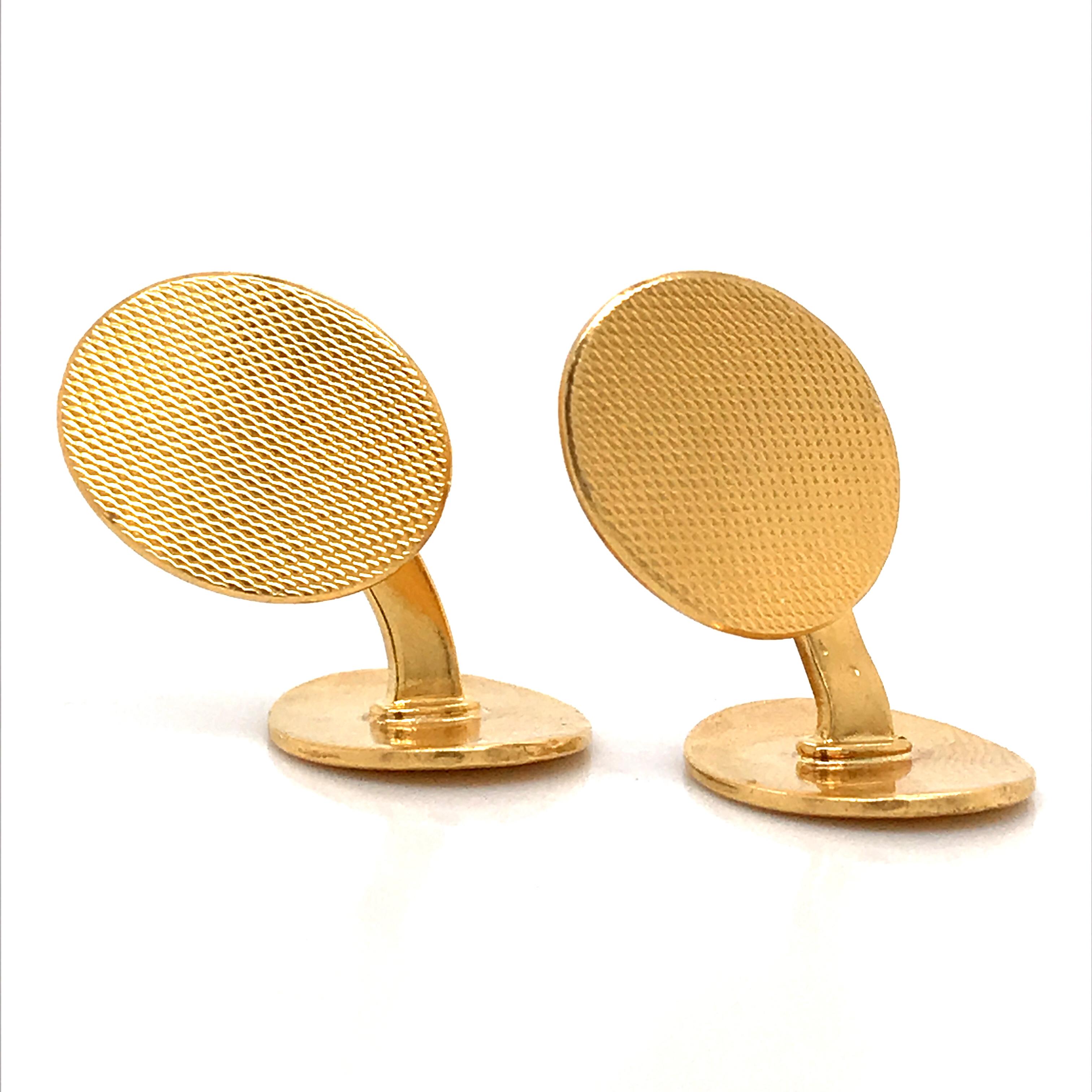 Yellow Gold 18 Karat Cufflinks 9