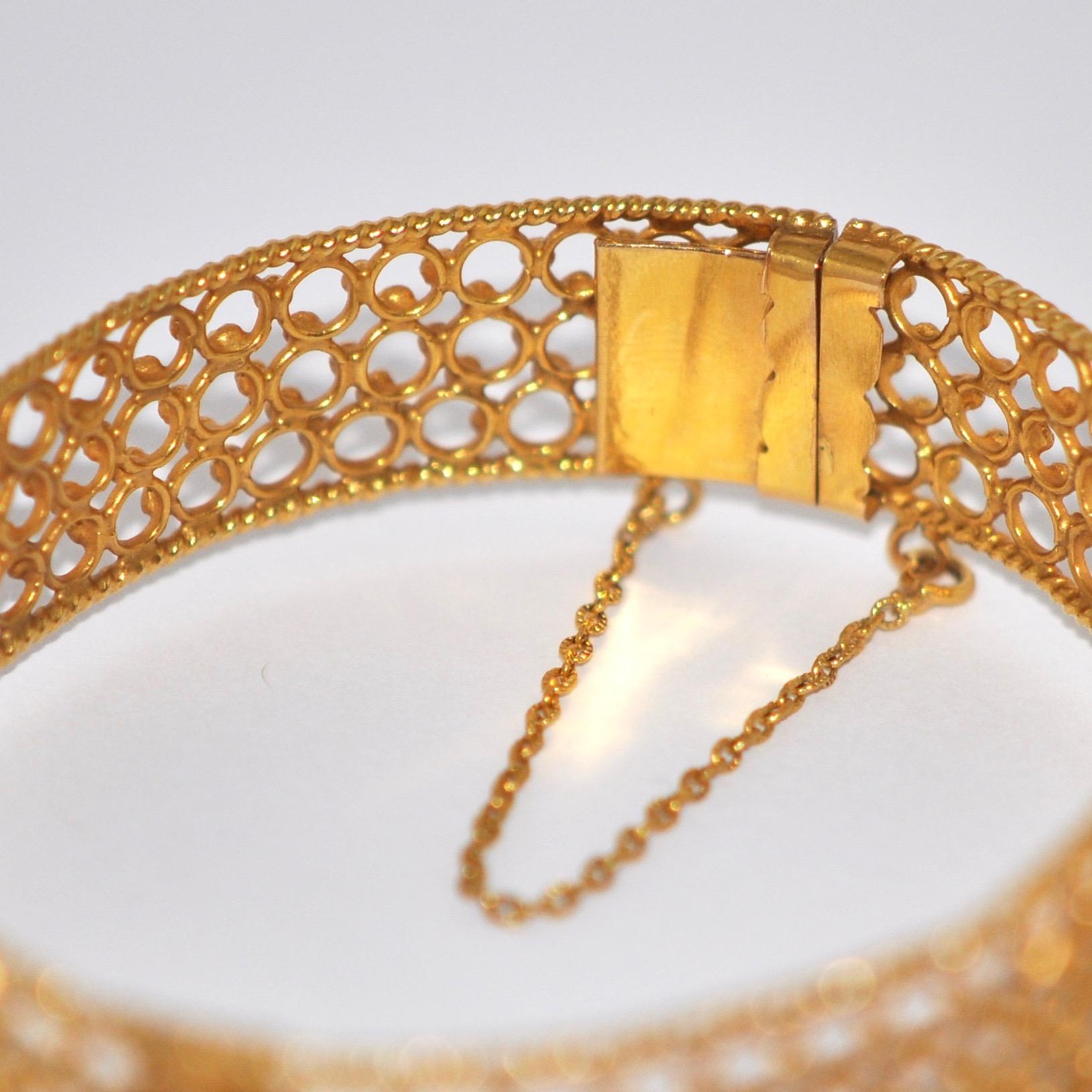Yellow Gold 18 Karat Cuff Bracelet In Good Condition In Vannes, FR