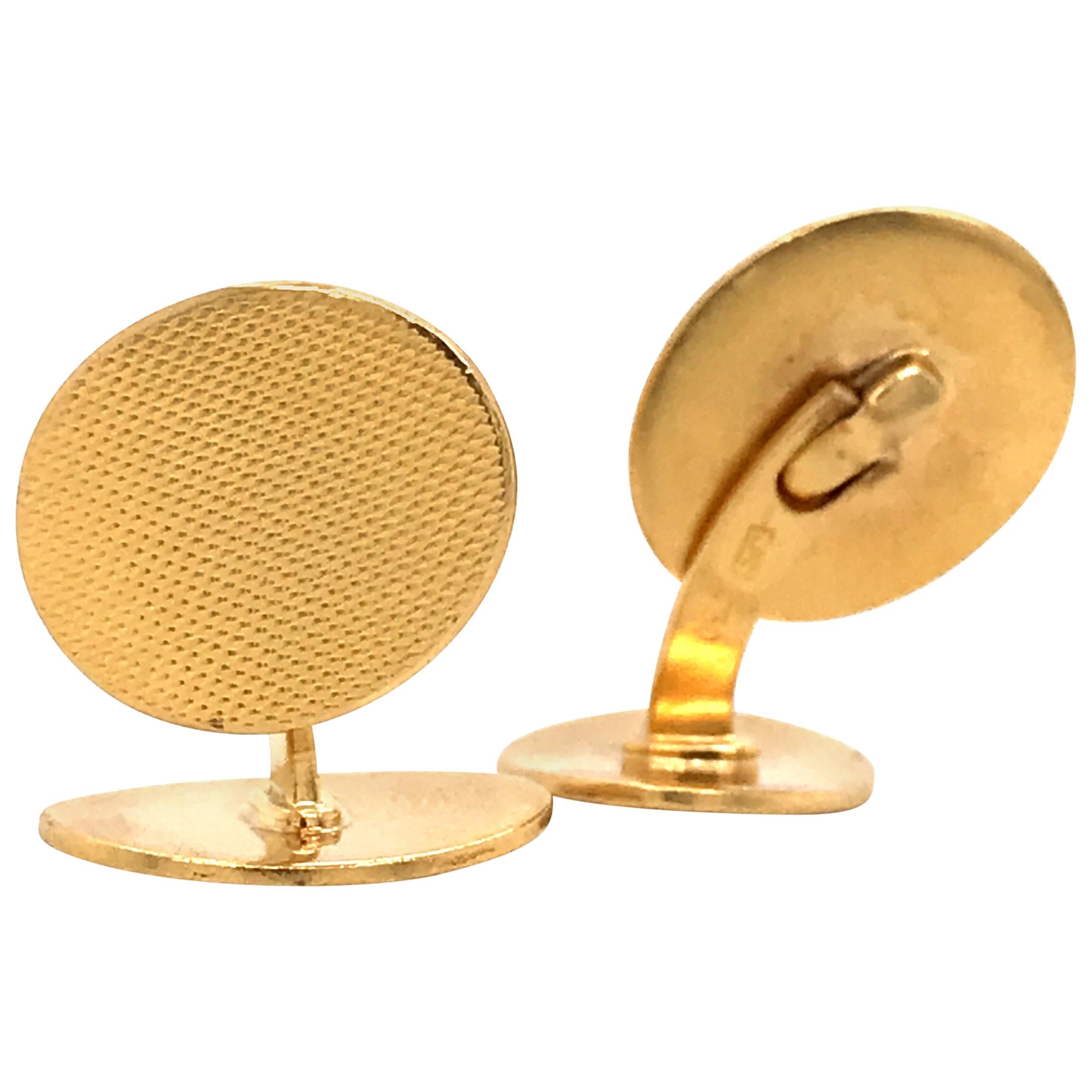 Yellow Gold 18 K Cufflinks
Style Retro
1.8 cm / 0.4 inch
Widht / 1.7 cm / 0.4 inch 