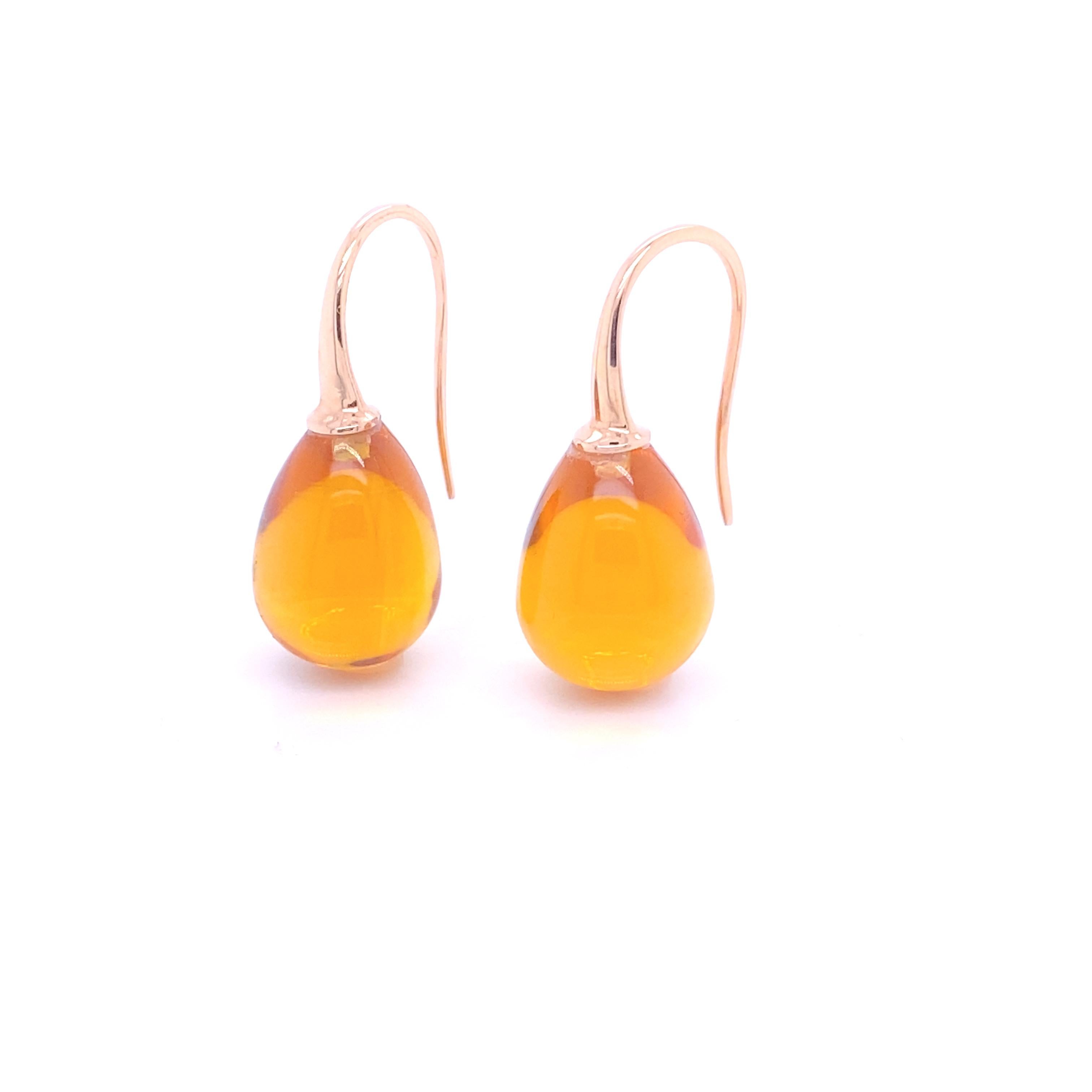 Discovers This Hydro Citrine With Yellow Gold 
French Collection by Mesure et Art du Temps.

The benefits of yellow citrine would be thanks to its positive energies and its warm color, citrine could soothe and invigorate the body and the mind. It