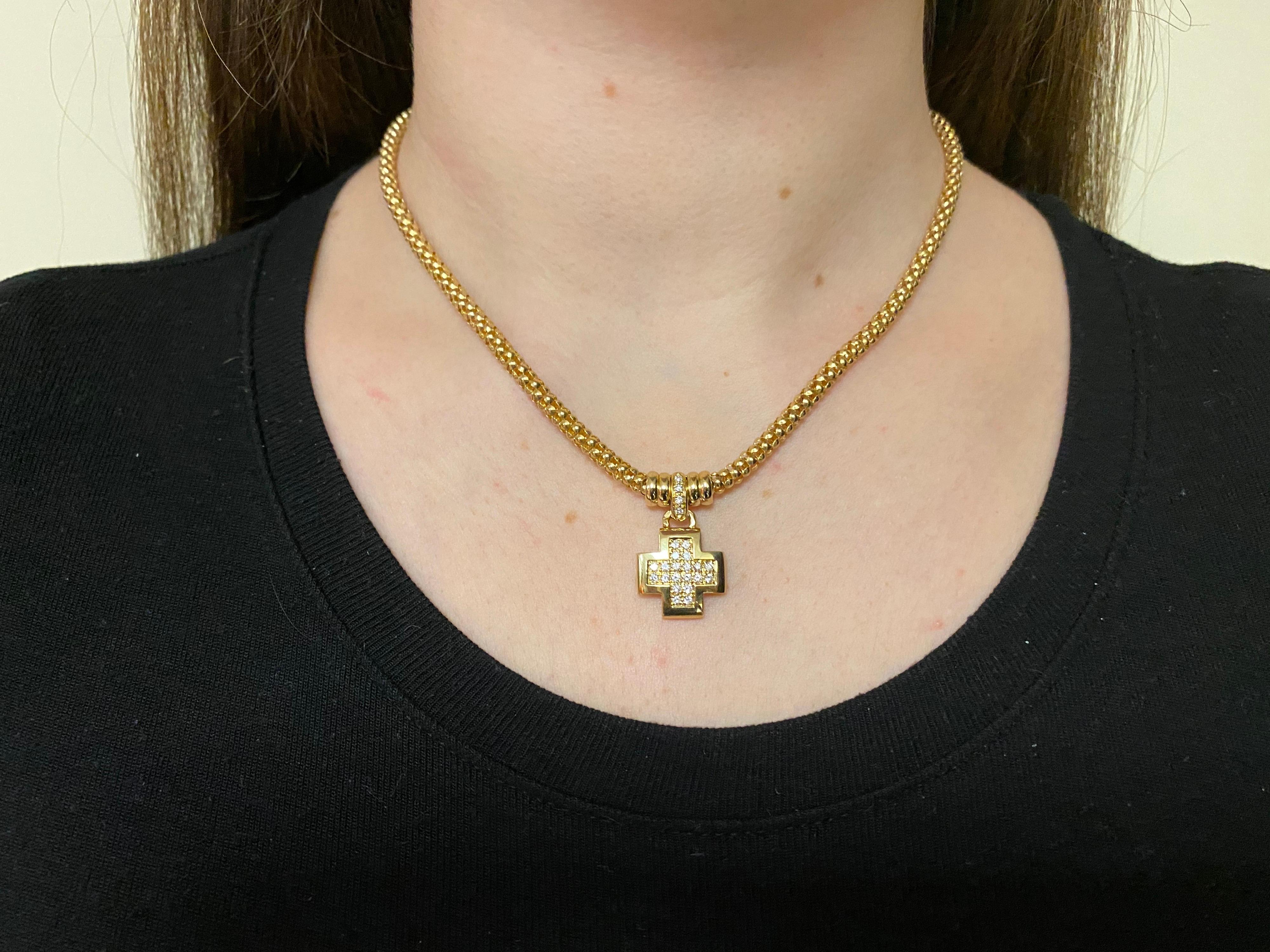 Yellow Gold 18 Karat Necklace with a Cross Pendant Articulated Diamond Paving 2