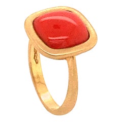 Yellow Gold 18 Karat Ring and Coral Cabochon