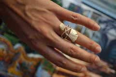 Yellow Gold 18 Karat and Diamonds Double Gingko Engraved Leaves Ring