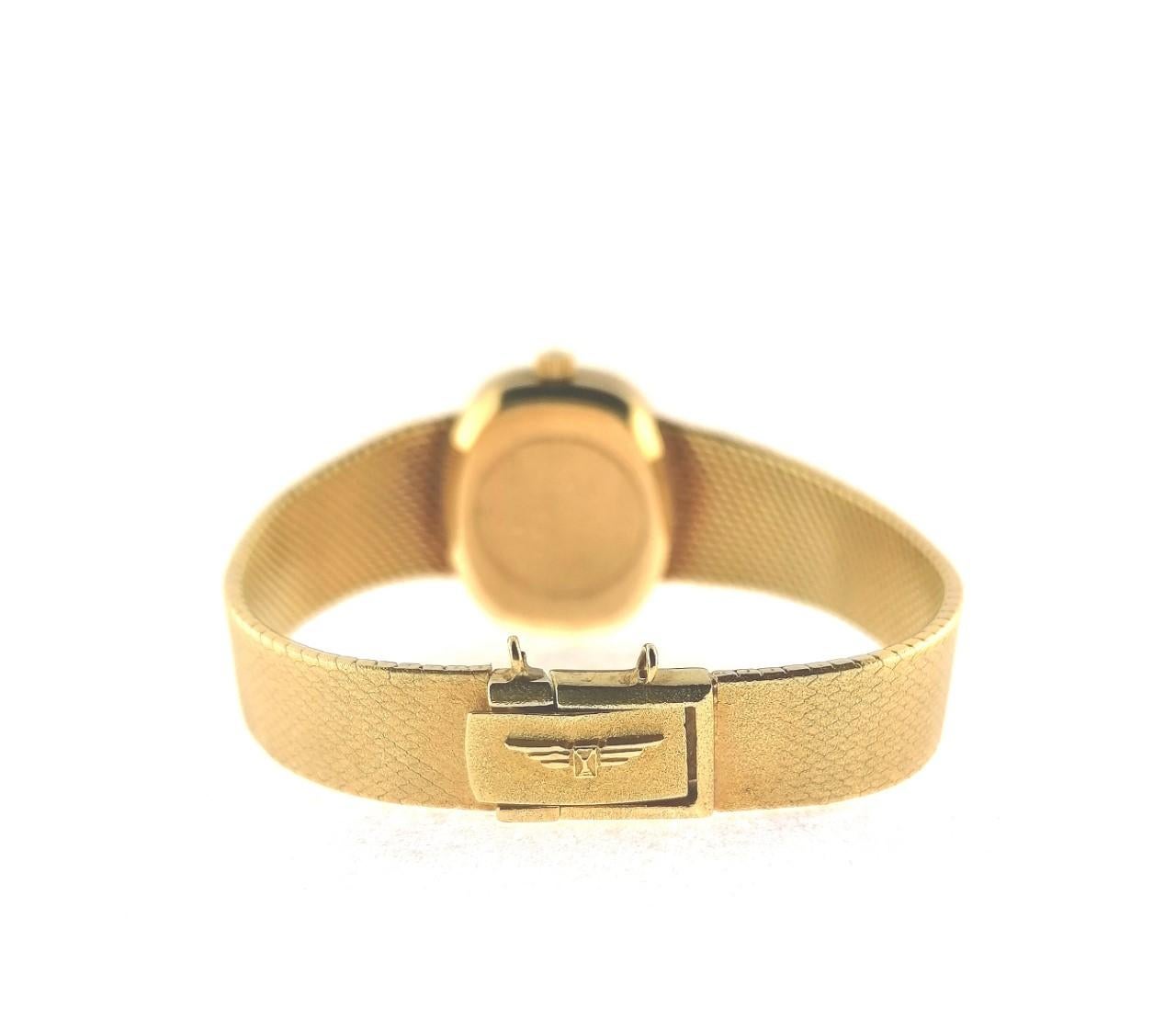 Longines 18k yellow gold ladies cocktail watch. Manufacture of the 1970´s. Mechanical system in perfect conditions. 
Harlequinade sphere. Clasp with two sizes.  
Length : 17 Centimeters