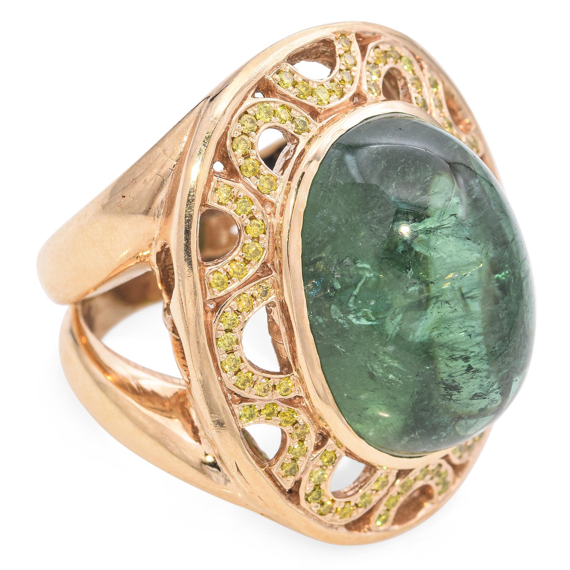 Bague cocktail en or jaune 26 carats avec tourmaline verte cabochon et diamant jaune Pour femmes en vente