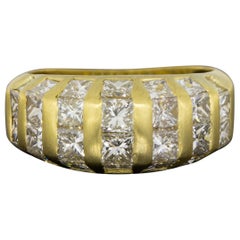 Yellow Gold 2.90 Carat Princess Diamond Ladies Fashion Ring