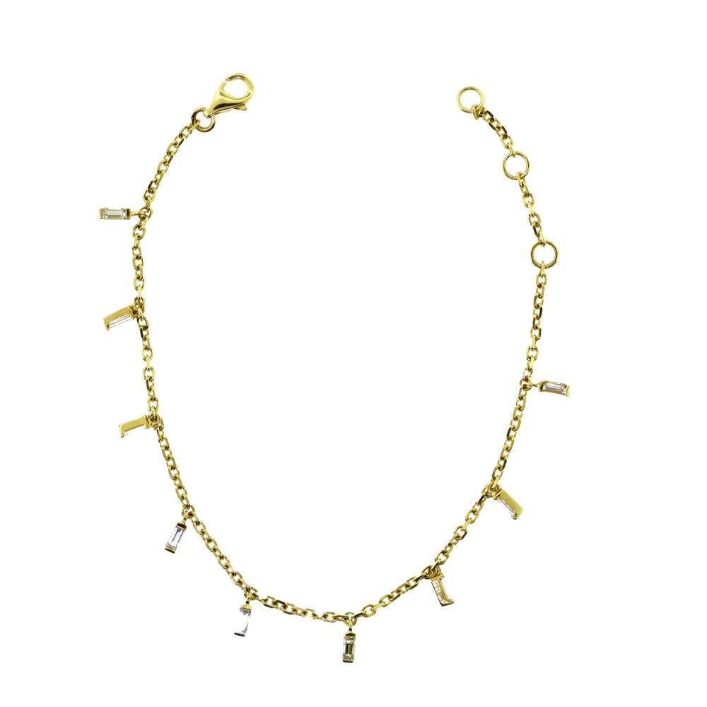 Bracelet en or jaune avec 5 diamants baguettes et pendentifs en vente 1