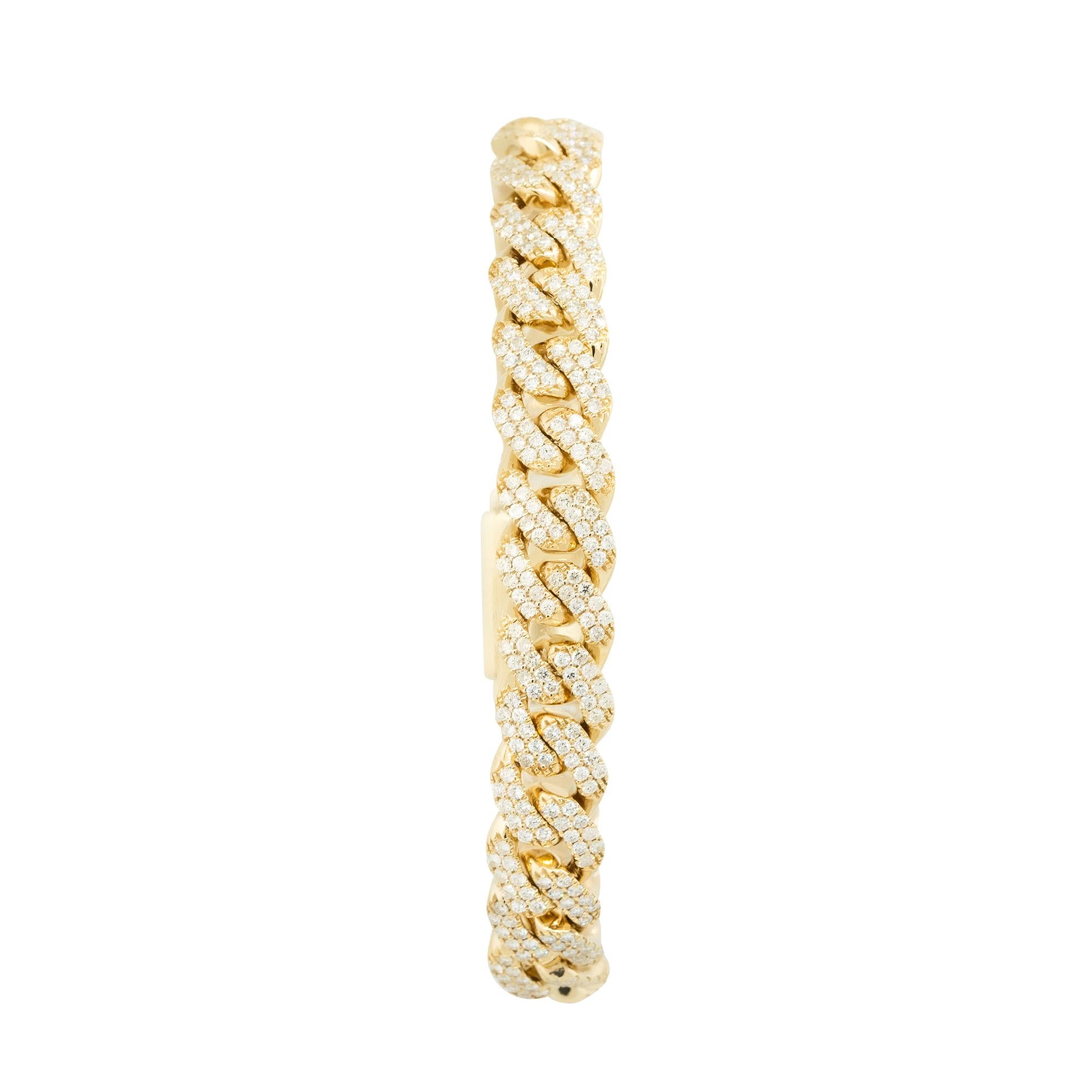 Material: 14K Yellow Gold
Diamond Details: Approx. 5.0ctw of Round Cut Diamonds. This bracelet is set with pave diamonds
Clasp: Tongue In Box Clasp
Total Weight: 37.4g (24dwts)
Item details: 7