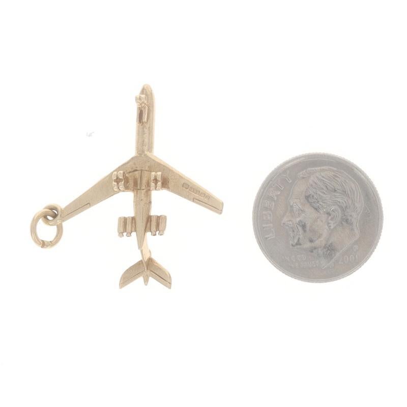Yellow Gold Airplane Charm - 14k Air Travel New York & Bermuda In Excellent Condition For Sale In Greensboro, NC