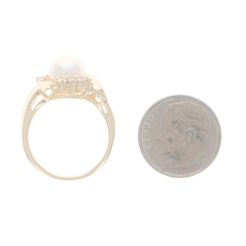 Bague en or jaune avec perles d'Akoya et diamants - 14k .18ctw en vente 1