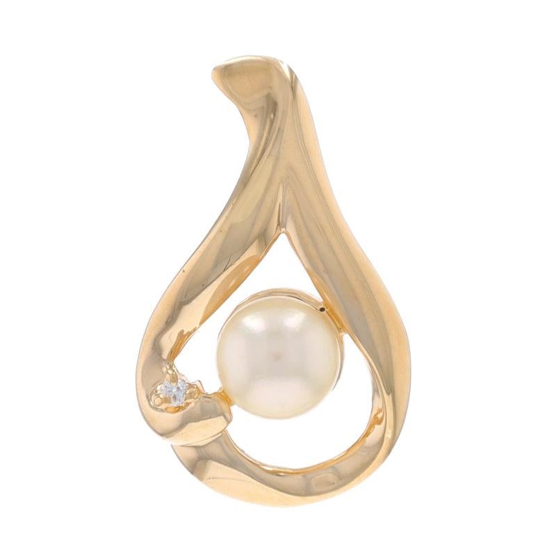 Metal Content: 14k Yellow Gold

Stone Information

Akoya Pearl
Color: Cream
Size: 6.9mm

Natural Diamond
Carat(s): .02ct
Cut: Round Brilliant
Color: H
Clarity: SI1

Style: Slide

Measurements

Tall (from stationary bail): 1 1/32