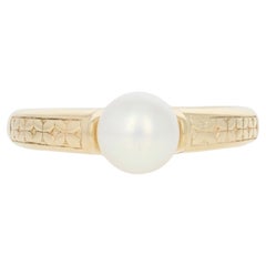 Yellow Gold Akoya Pearl Ring, 18k Solitaire