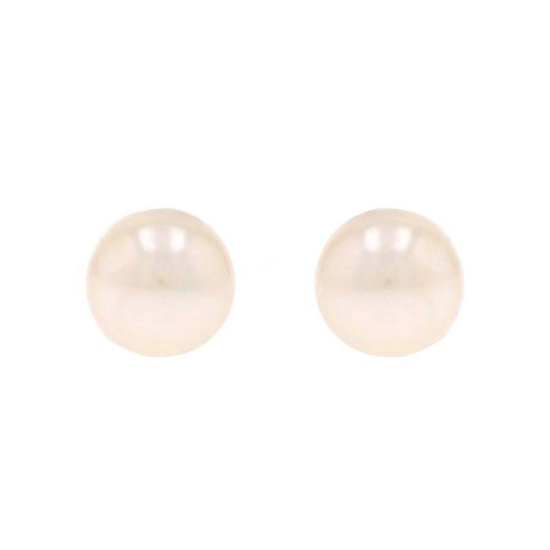 Metal Content: 14k Yellow Gold

Stone Information

Akoya Pearls

Style: Stud
Fastening Type: Butterfly Closures

Measurements

Diameter: 7/32