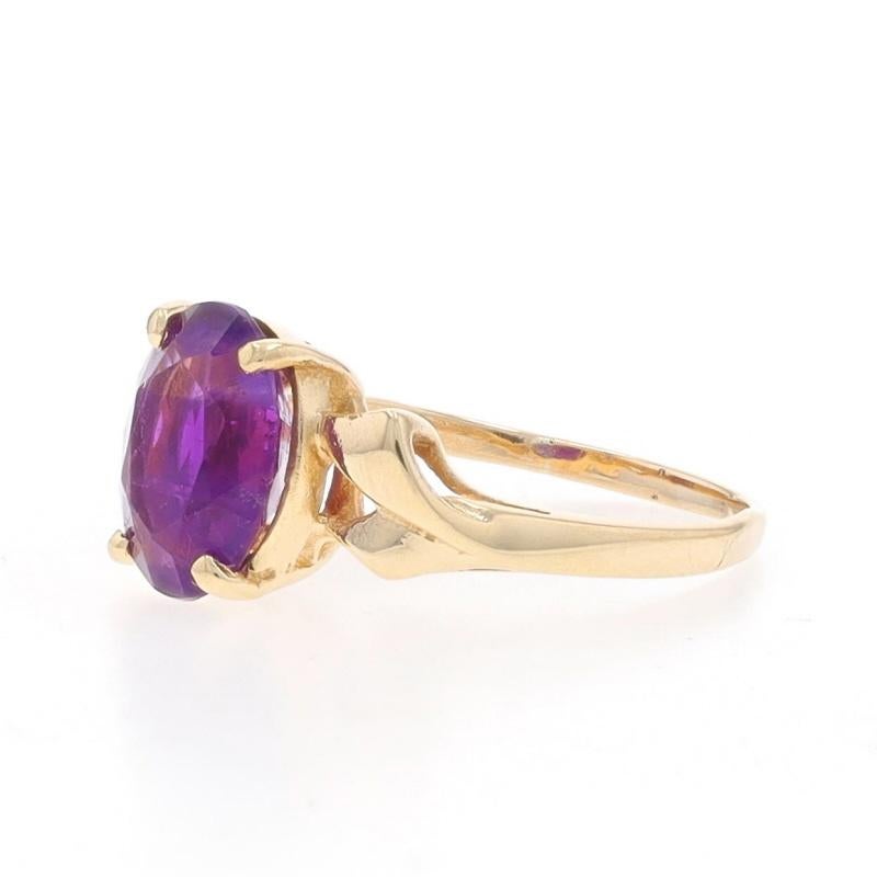 Yellow Gold Amethyst Cocktail Solitaire Ring - 14k Oval 2.40ct In Good Condition For Sale In Greensboro, NC