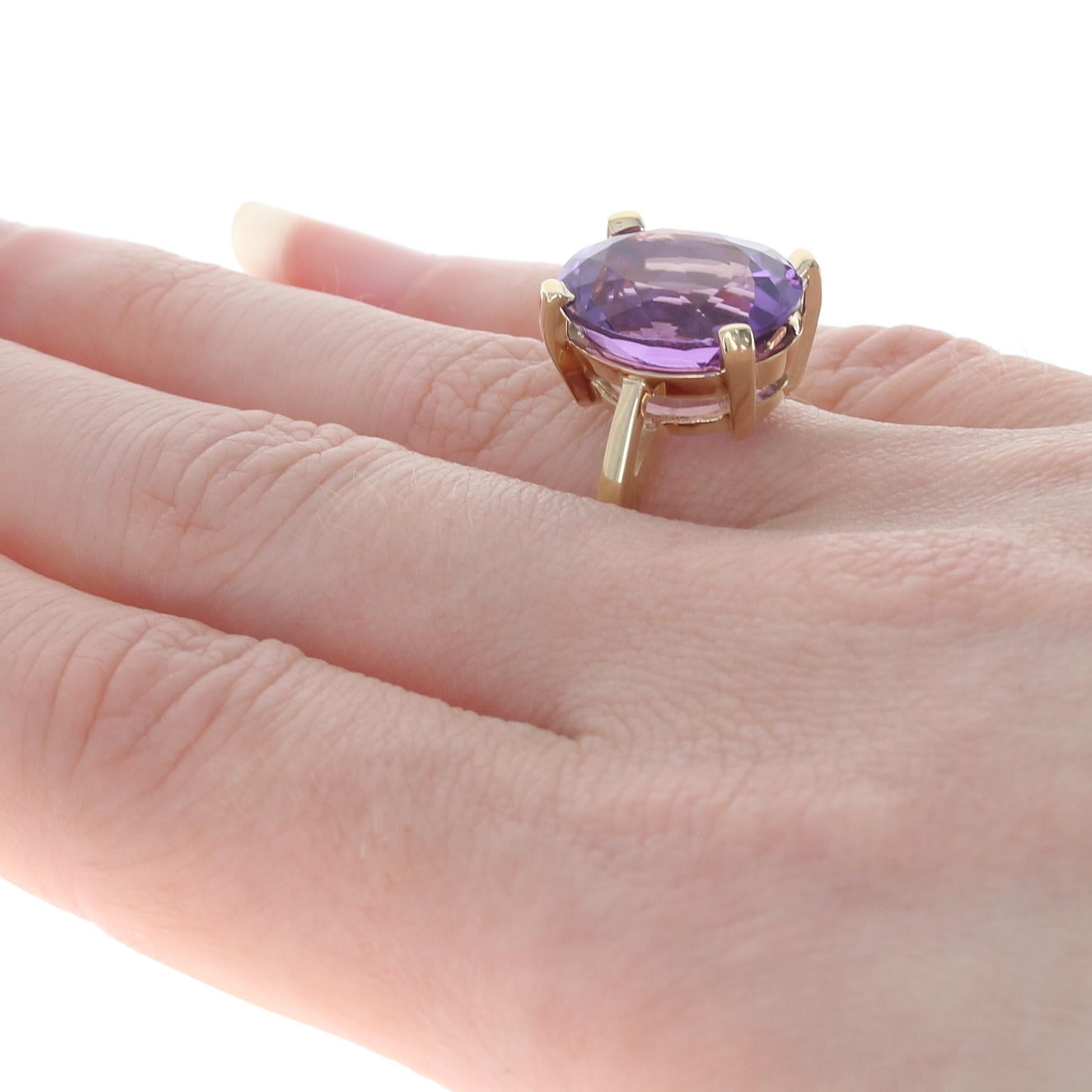 Women's Yellow Gold Amethyst Cocktail Solitaire Ring, 14k Oval Cut 8.20ct