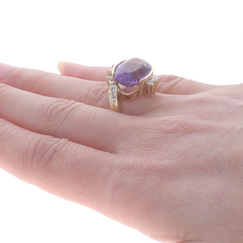 Bague bypass en or jaune 18 carats avec améthyste et diamants, 8,00 carats poids total Pour femmes en vente