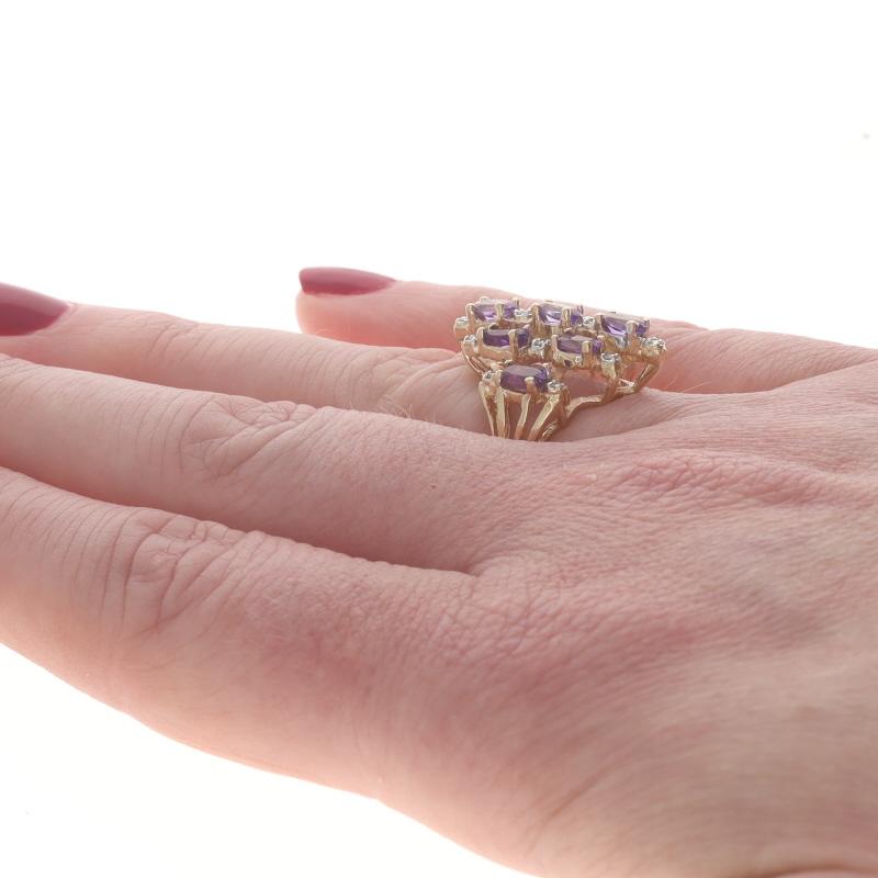 Donna Anello cocktail con ametista e diamante in oro giallo - 14k Oval 2.12ctw in vendita