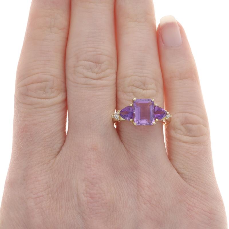 Trillion Cut Yellow Gold Amethyst Diamond Ring - 10k Emerald & Trillion 2.47ctw Three-Stone For Sale