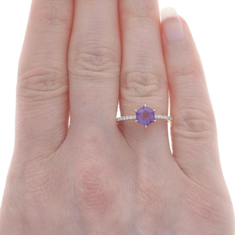 Round Cut Yellow Gold Amethyst & Diamond Ring - 14k Hexagon 1.33ctw Geometric For Sale
