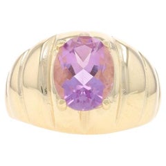 Yellow Gold Amethyst Solitaire Ring - 10k Oval 1.43ct Ribbed Dome