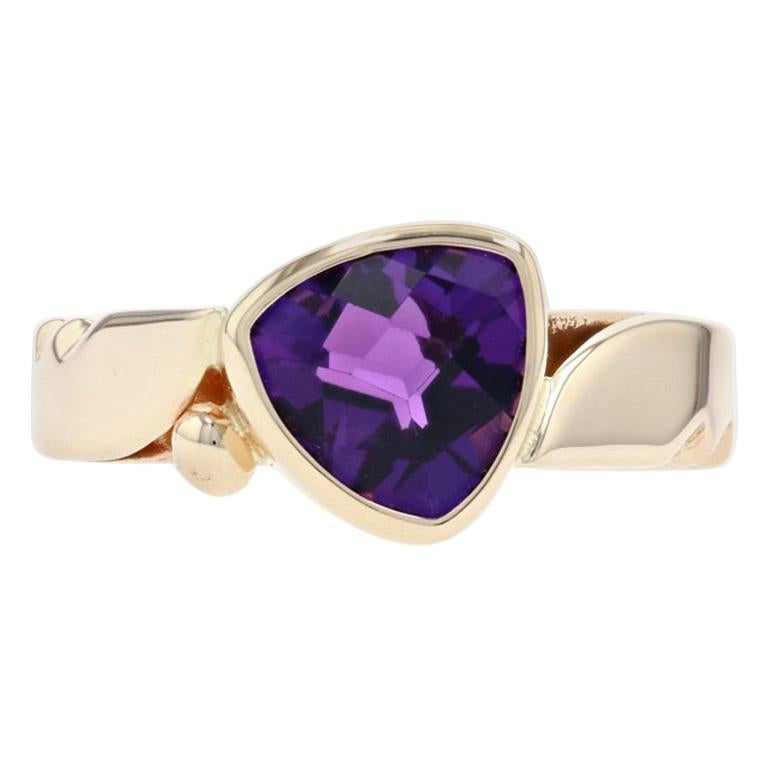 Yellow Gold Amethyst Southwestern Solitaire Bypass Ring, 14k Trillion 1.50 Carat