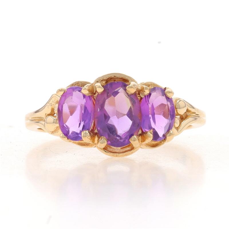 Size: 7
Sizing Fee: Up 2 sizes for $30 or Down 1 1/2 sizes for $30

Metal Content: 14k Yellow Gold

Stone Information

Natural Amethysts
Carat(s): 1.75ctw
Cut: Oval
Color: Purple

Total Carats: 1.75ctw

Style: Three-Stone

Measurements

Face Height