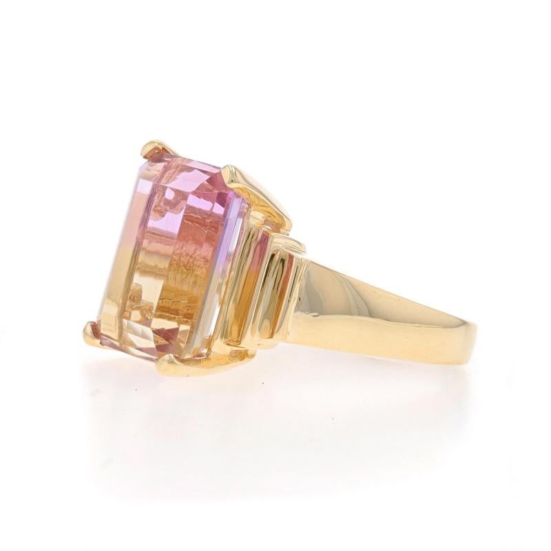 Women's Yellow Gold Ametrine Cocktail Solitaire Ring - 14k Emerald 6.70ct For Sale