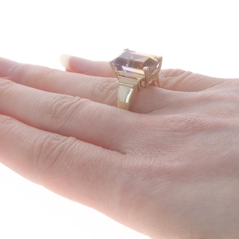 Yellow Gold Ametrine Cocktail Solitaire Ring - 14k Emerald 6.70ct For Sale 1